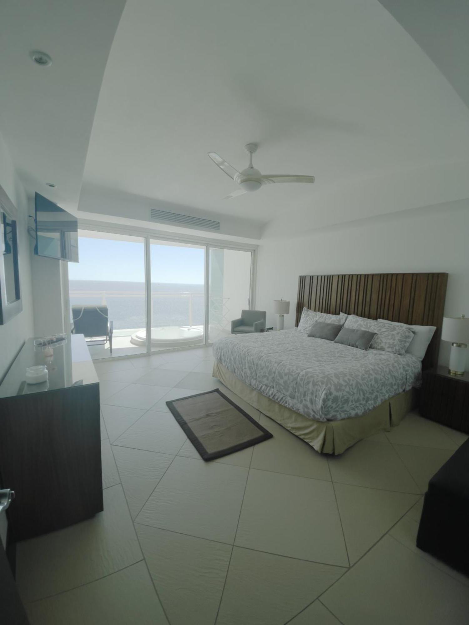 Bay View Grand Marina Ixtapa Condo En Pie De Playa Ngoại thất bức ảnh