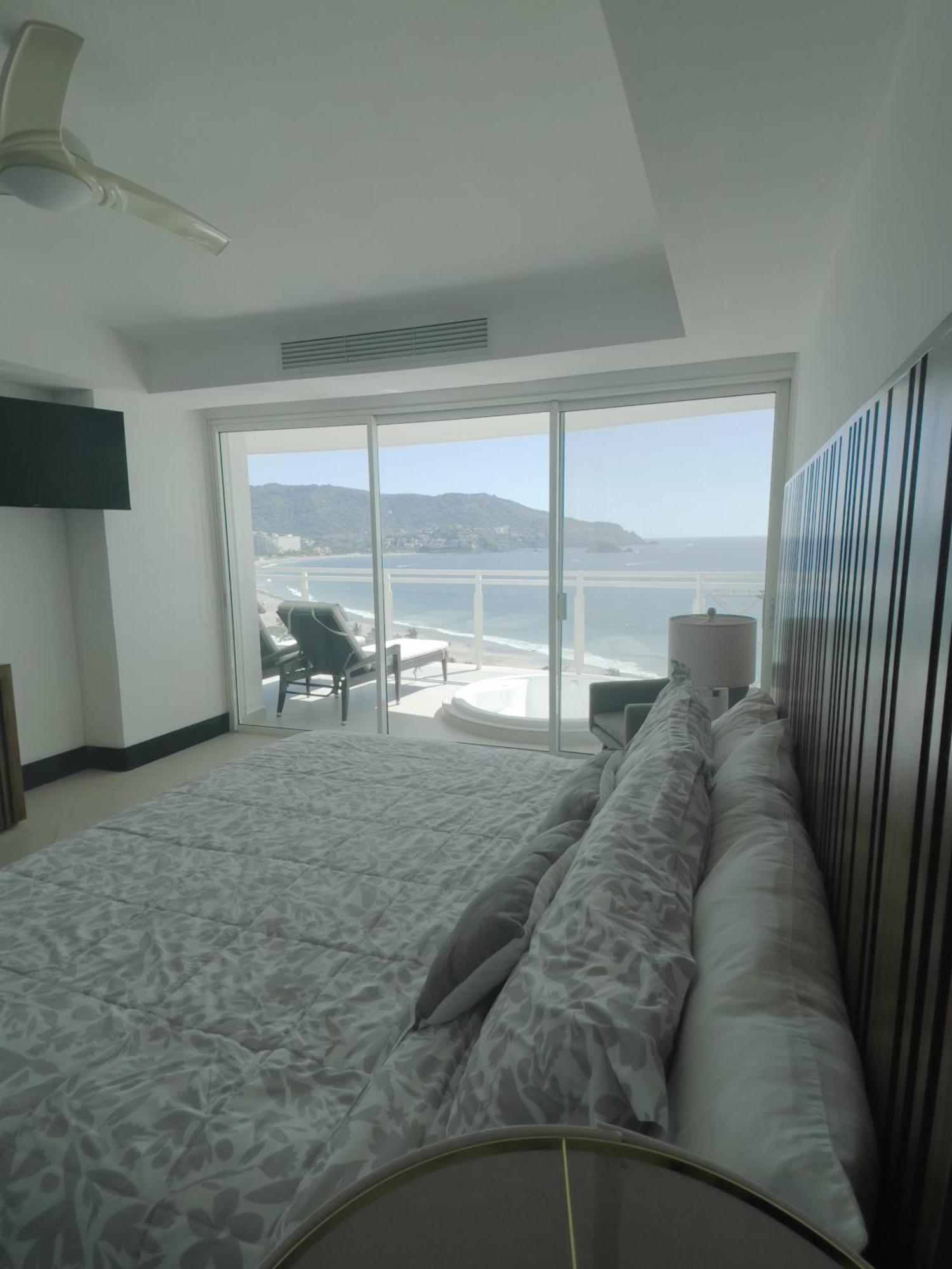 Bay View Grand Marina Ixtapa Condo En Pie De Playa Ngoại thất bức ảnh